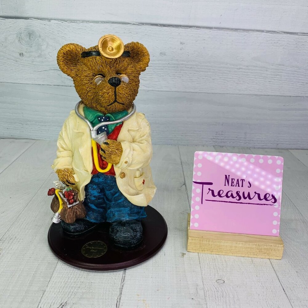 Classic Treasures Collectable PROFESSIONAL DOCTOR MD BEAR 9"  Resin Figurine